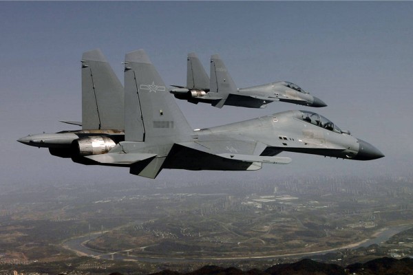 The J-16 regularly patrols the Chinese east coast and potential flashpoints such as the South China Sea and Taiwan Strait. Photo: 81.com