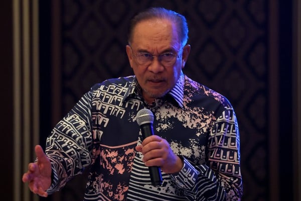 Malaysian Prime Minister Anwar Ibrahim speaks to members of the media on December 17, 2025. Photo: EPA Malaysian Prime Minister Anwar Ibrahim speaks to members of the media on December 17, 2025. Photo: EPA