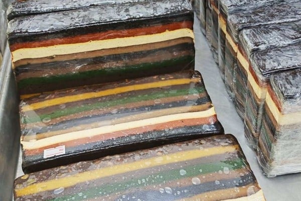 The “Kek Lapis Sultan” cake is being sold for US$460 for a 5kg tray at a bakery in Sarawak, Malaysia. Photo: Instagram/abgkju The “Kek Lapis Sultan” cake is being sold for US$460 for a 5kg tray at a bakery in Sarawak, Malaysia. Photo: Instagram/abgkju