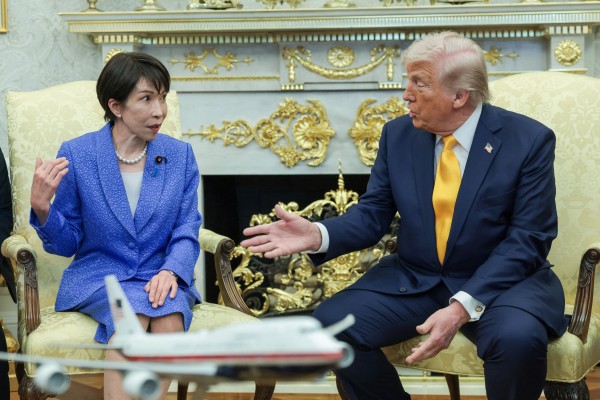 Japanese Prime Minister Sanae Takaichi  meeting with US President Donald Trump in the Oval Office on Thursday. Photo: Reuters