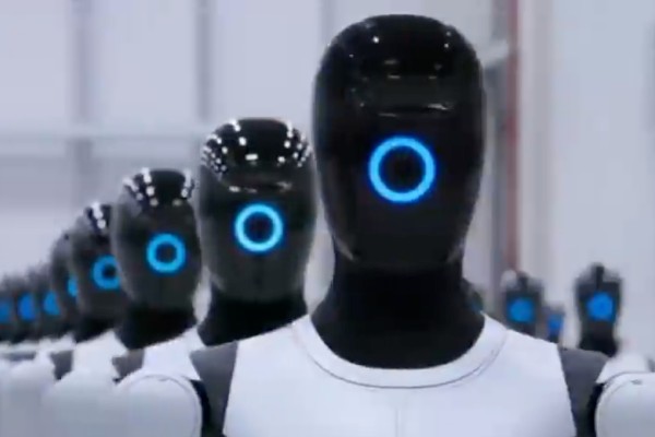 Cyborg calm before the commercial storm: UBTech’s shares rose more than 14 per cent on Wednesday morning, hitting HK$97.5 by midday. Photo: Baidu Cyborg calm before the commercial storm: UBTech’s shares rose more than 14 per cent on Wednesday morning, hitting HK$97.5 by midday. Photo: Baidu