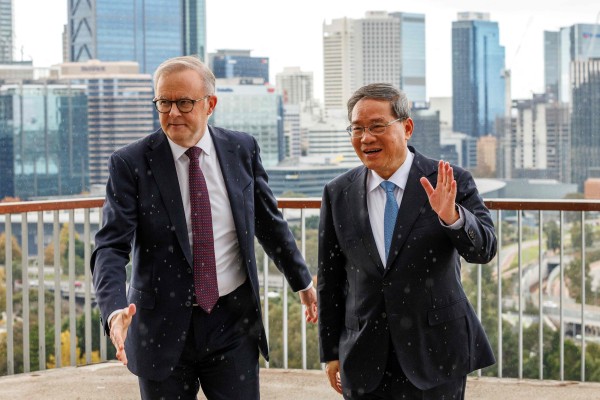 Australian Prime Minister Anthony Albanese (left) and China’s Premier Li Qiang spoke by phone on Tuesday ahead of Li’s planned visit to Australia later this year. Photo: AFP