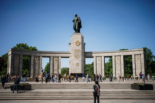Visitors at the Soviet war memorial in Tiergarten park, Berlin, Germany. Photo: EPA-EFE Visitors at the Soviet war memorial in Tiergarten park, Berlin, Germany. Photo: EPA-EFE