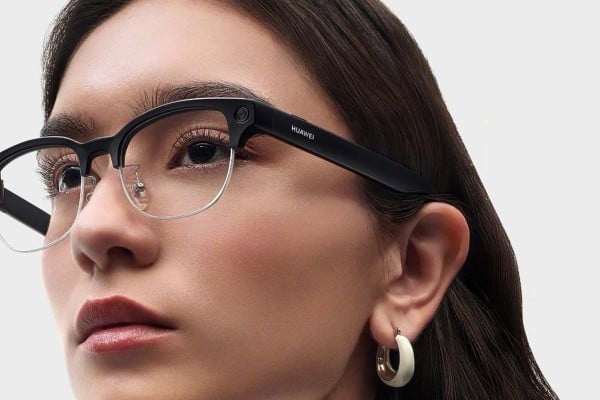 Huawei’s new AI eyewear weighs 35.5 grams and features various functions ranging from voice interaction to payments. Photo: Handout Huawei’s new AI eyewear weighs 35.5 grams and features various functions ranging from voice interaction to payments. Photo: Handout