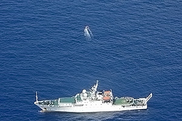 Manila says China’s Xiang Yang Hong 33 vessel, pictured, was monitored carrying out “unauthorised” marine scientific research operations  in the western part of Iroquois Reef on Wednesday. Photo: Philippine Coast Guard