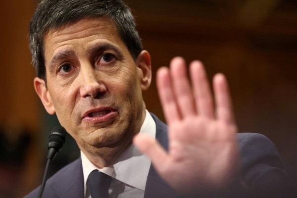 Kevin Warsh, the incoming chair of the US Federal Reserve, testifies before a Senate Banking Committee confirmation hearing on Capitol Hill in Washington on April 21. Photo: Reuters