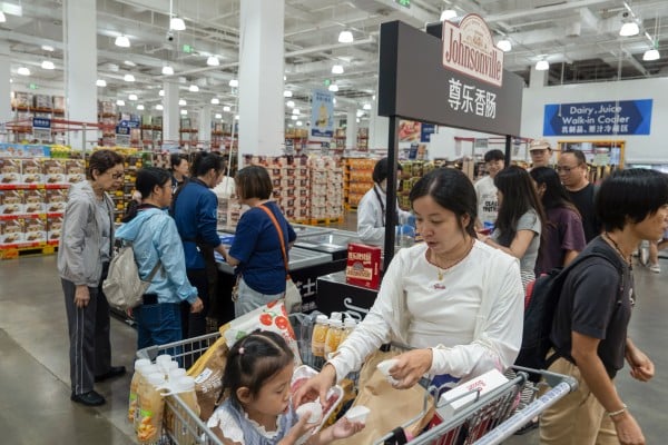 Chinese retailers are increasingly relying on higher merchandise margins generated by their own brands, according to a report. Photo: Sam Tsang Chinese retailers are increasingly relying on higher merchandise margins generated by their own brands, according to a report. Photo: Sam Tsang