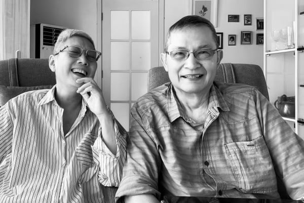 Ackbar Abbas (right) and his third wife, Liu Sola (left), at their home in Beijing. Abbas, a scholar who profoundly influenced Hong Kong arts and academia with his work, has died aged 84. Photo: Chang Yung-ho Ackbar Abbas (right) and his third wife, Liu Sola (left), at their home in Beijing. Abbas, a scholar who profoundly influenced Hong Kong arts and academia with his work, has died aged 84. Photo: Chang Yung-ho