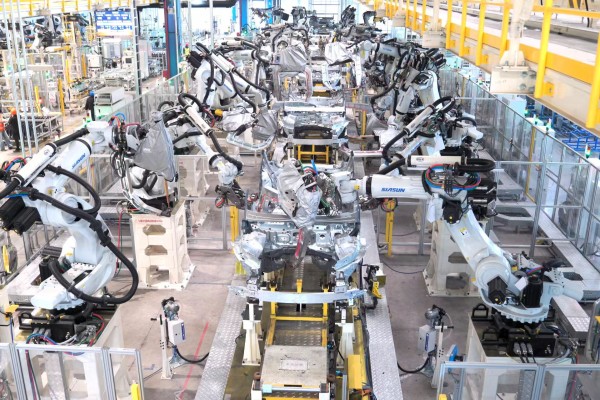 Welding robots at work at Geely’s plant in Yiwu, China’s Zhejiang province. Photo: Xinhua