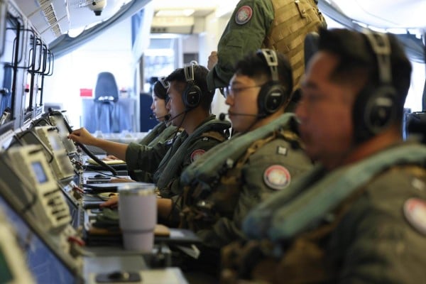 A team is seen at mission control console inside a South Korean maritime patrol aircraft during a joint exercise as part of the 2026 Rimpac exercise near Honolulu. Photo: The Korea Times A team is seen at mission control console inside a South Korean maritime patrol aircraft during a joint exercise as part of the 2026 Rimpac exercise near Honolulu. Photo: The Korea Times
