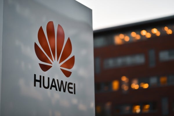 [Shutterstock] Copenhagen / Denmark - 07.23.19: Signboard of Huawei corporation on factory background in night
Asset id: 1463658509
