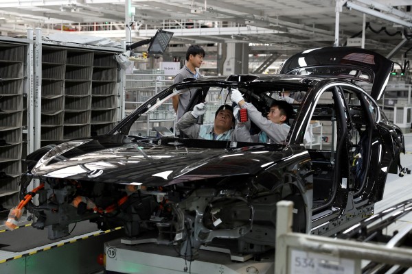 Employees work at a factory of electric vehicle maker Nio in Hefei, in central China’s Anhui province, on April 2, 2025. Photo: Reuters