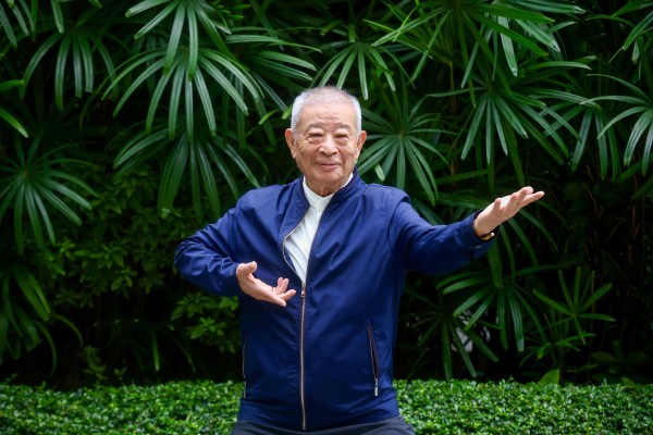 90-year-old Wuxia master Wu Bin, in Wan Chai. 17AUG26 SCMP/Jonathan Wong