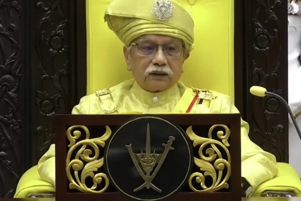 Tuanku Muhriz Tuanku Munawir, the ruler of Negeri Sembilan, speaking during the opening of the Negeri Sembilan state assembly in Seremban, Malaysia. Photo: YouTube
