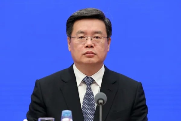 Qin Weizhong, who served as Shenzhen mayor until August, is suspected of "grave disciplinary and law violations". Photo: Handout Qin Weizhong, who served as Shenzhen mayor until August, is suspected of "grave disciplinary and law violations". Photo: Handout