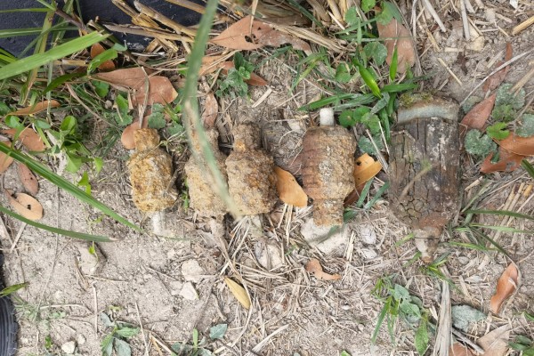 The explosives were found by a 28-year-old military enthusiast on a slope close to the Wilson Trail in the Tai Tam Country Park near Stanley. Photo: SCMP