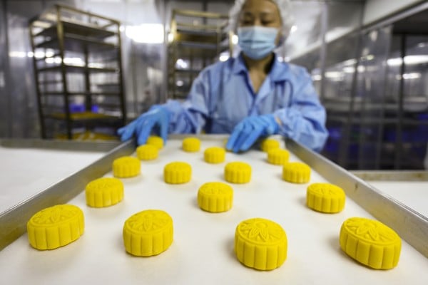 Mooncakes produced at Multizen’s factory in Tsuen Wan. Photo: May Tse Mooncakes produced at Multizen’s factory in Tsuen Wan. Photo: May Tse
