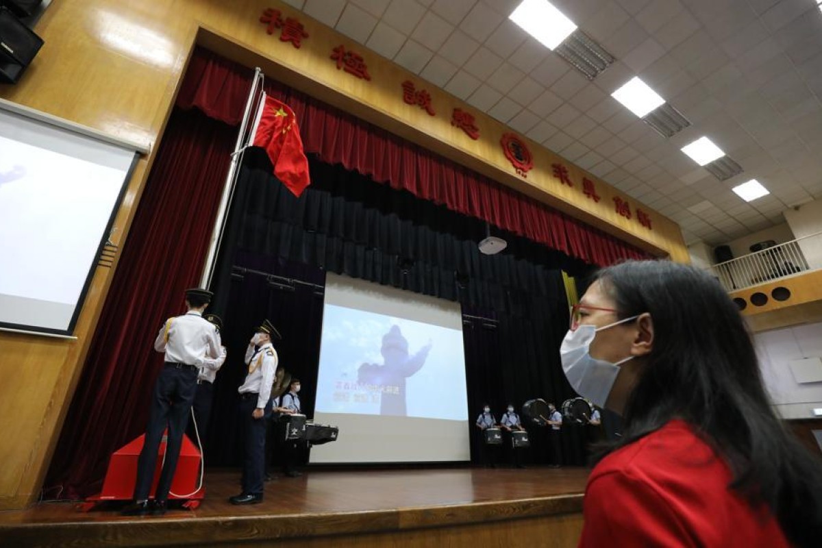 Hong Kong Secondary Schools Raise Chinese Flag On Handover Day - Young ...