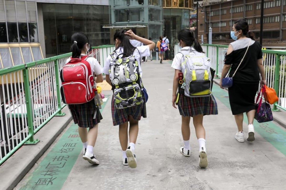 There will be no return to school grounds for students on August 17 when the summer holidays end for some, the government has revealed. Photo: SCMP/ Dickson Lee