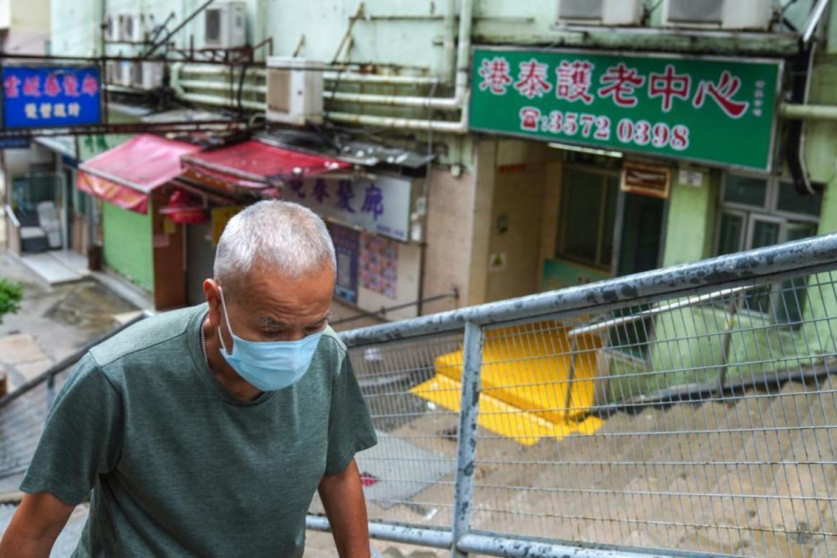 Hong Kong announced the new round of social distancing measures would remain in place for at least another week. Photo: SCMP/ Sam Tsang