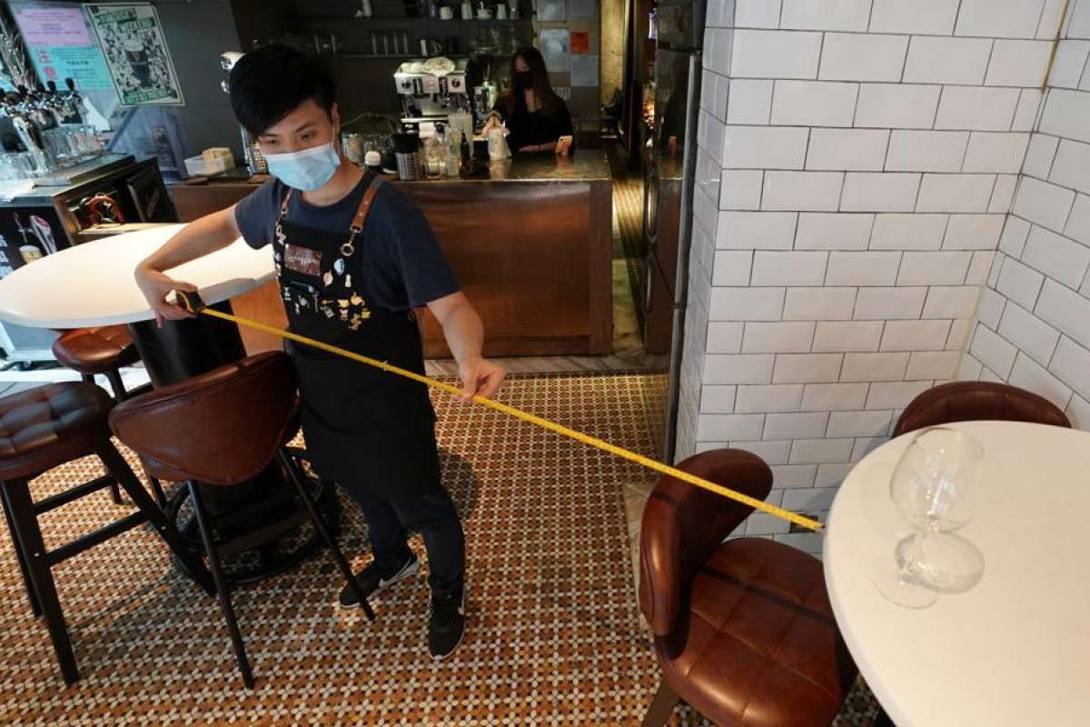 The tightened restrictions surrounding Hong Kong’s restaurants are to remain in place for at least another week. Photo: SCMP/ Felix Wong