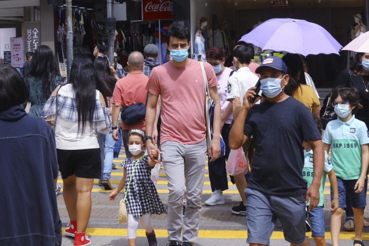 Hong Kong has seen a general decline in the number of local Covid-19 cases but infections among those returning to the city remain high. Photo: SCMP/Dickson Lee