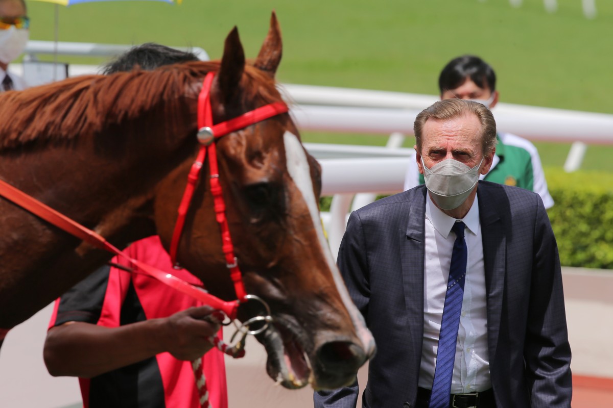 John Size looks over Blaze Warrior after his debut win at Sha Tin on Sunday. Photos: Kenneth Chan