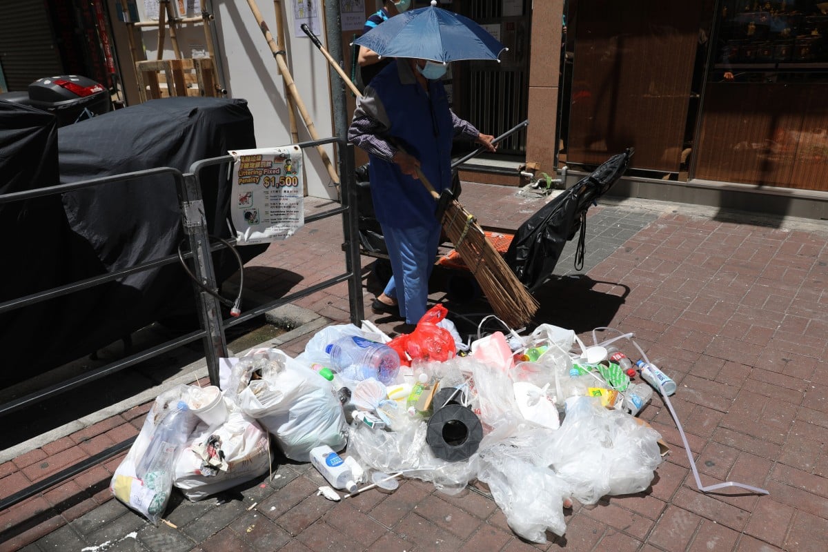 Do you agree with the government’s new plan for reducing the amount of rubbish in our landfills? Photo: Nora Tam