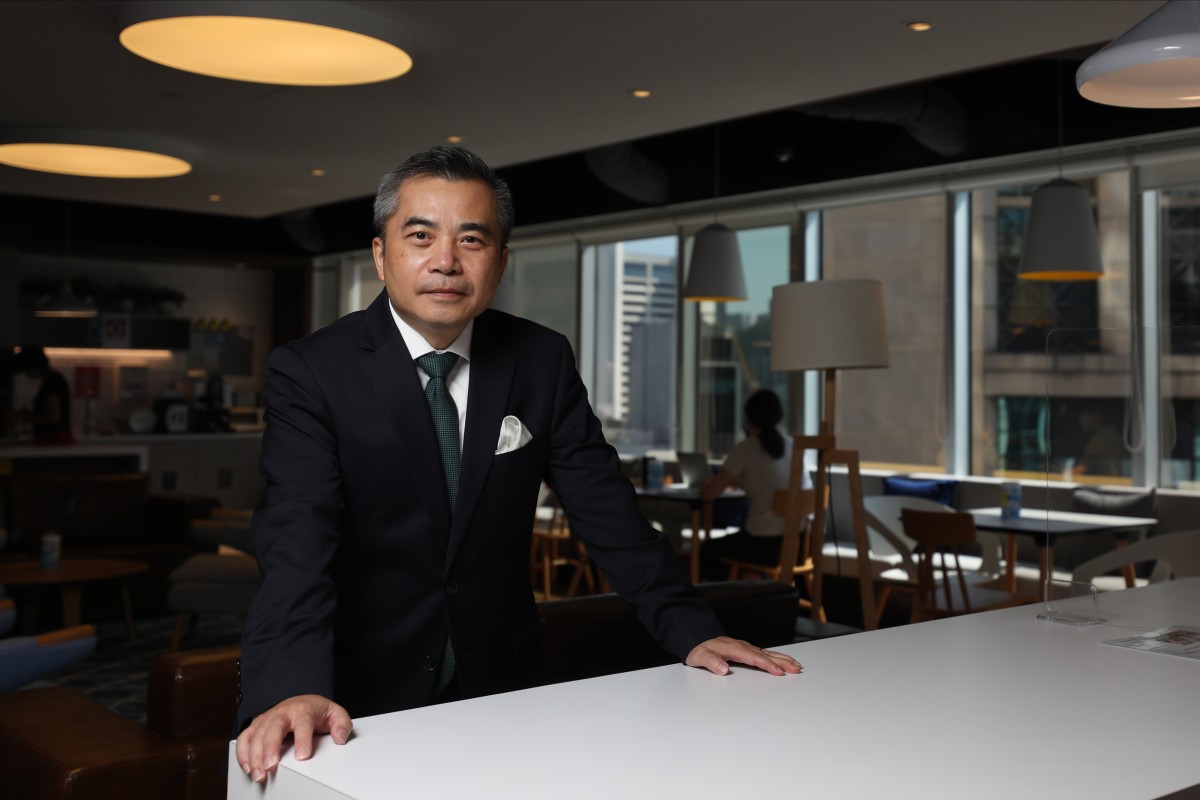 Former justice chief Wong Yan-lung tells Hong Kong’s youth that they must stick to legal ways of pursuing greater political freedom. Photo: Xiaomei Chen