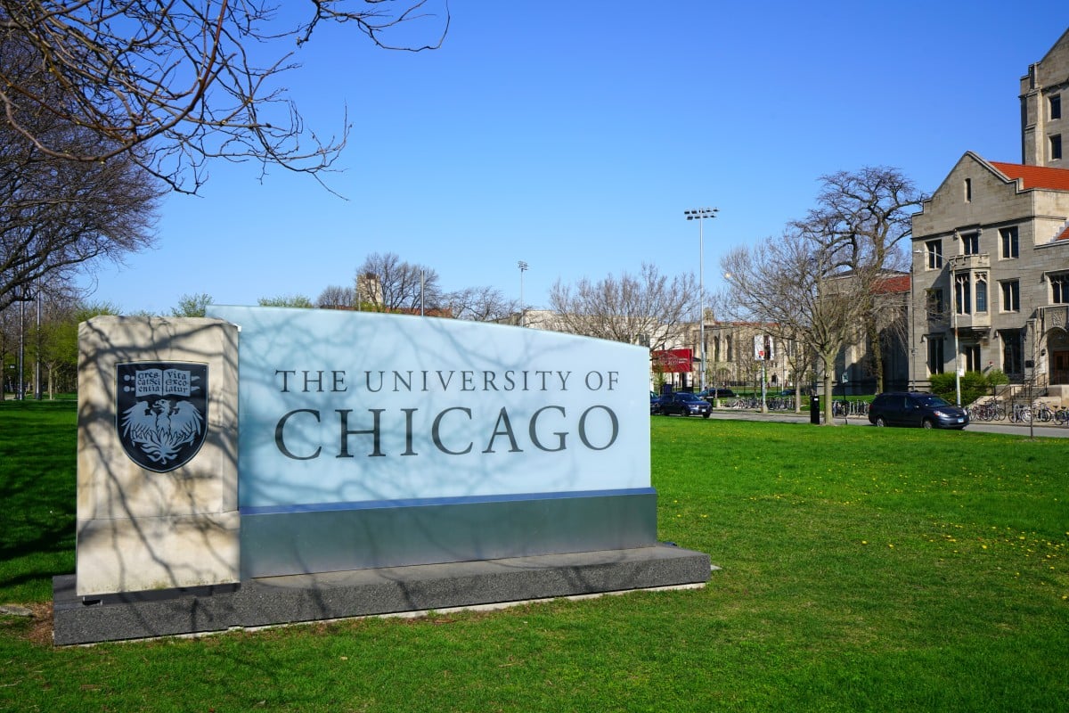 A 24-year-old Chinese man and recent graduate of the University of Chicago was killed by a gunshot during a robbery gone wrong on Tuesday. The incident happened in Hyde Park, near the university. Photo: Shutterstock