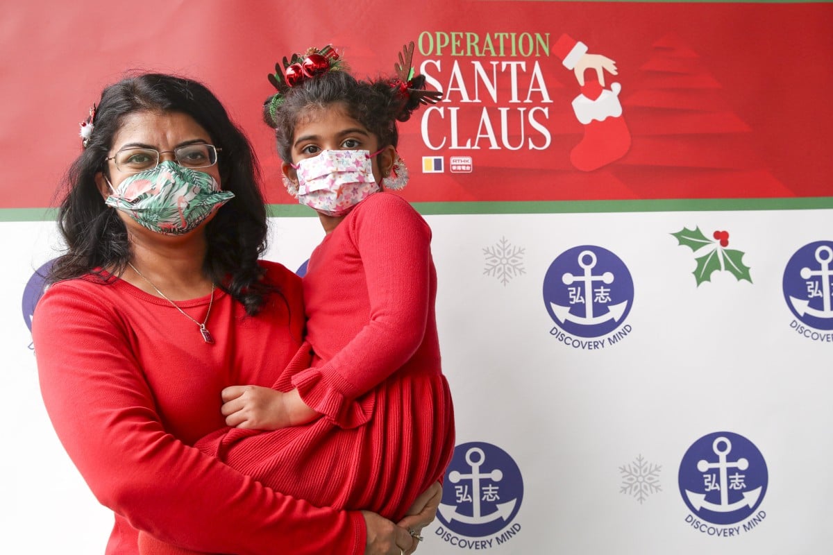 (L to R) Dayanthi Panabokke and her daughter Dulari Ihalagama pose for a picture at Discovery Mind Primary School and Kindergarten in Tung Chung during a fundraiser for Operation Santa Claus. Photo: SCMP/ Edmond So