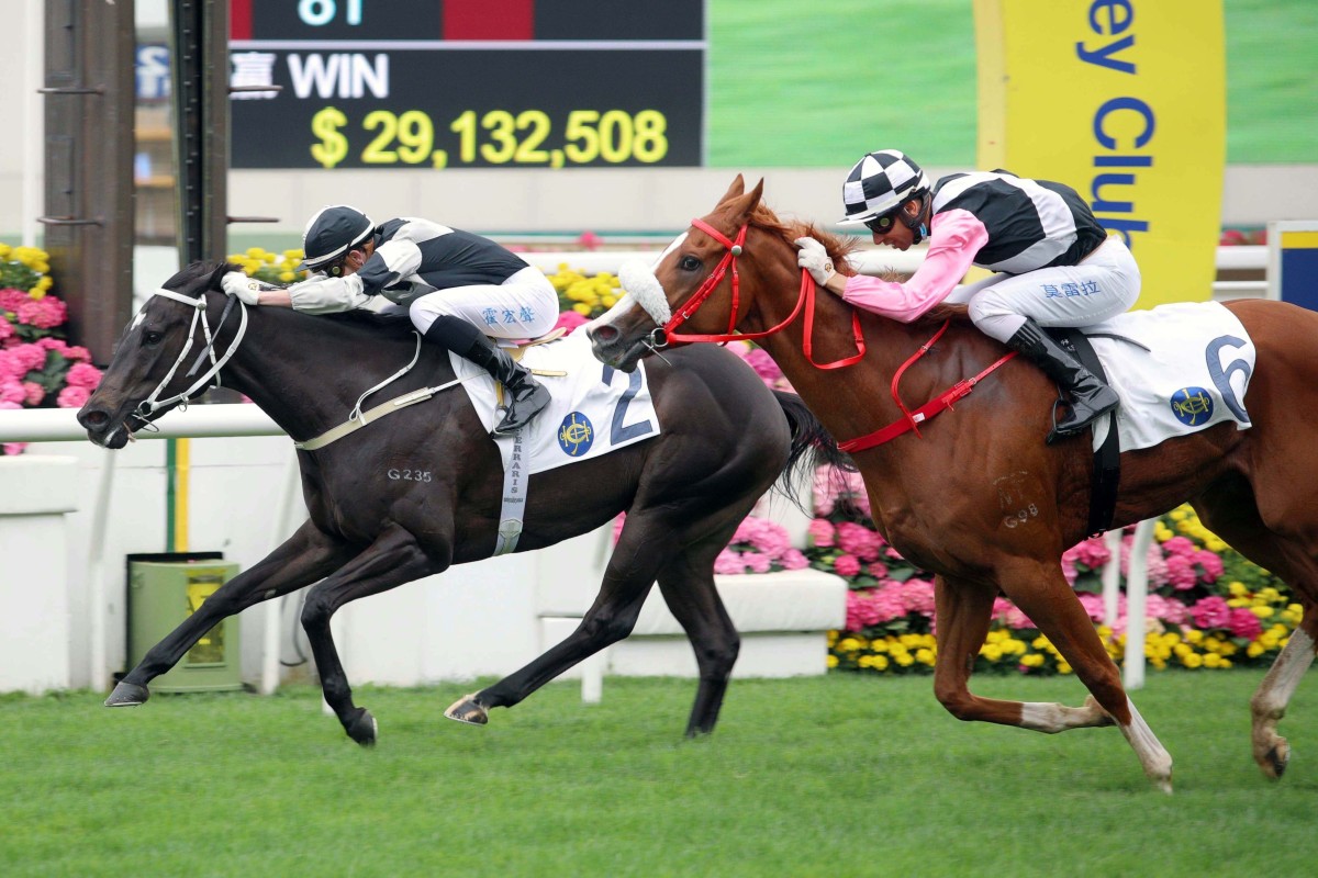 Luke Ferraris and Campione fight off favourite Beauty Mission to win at Sha Tin. Photo: HKJC