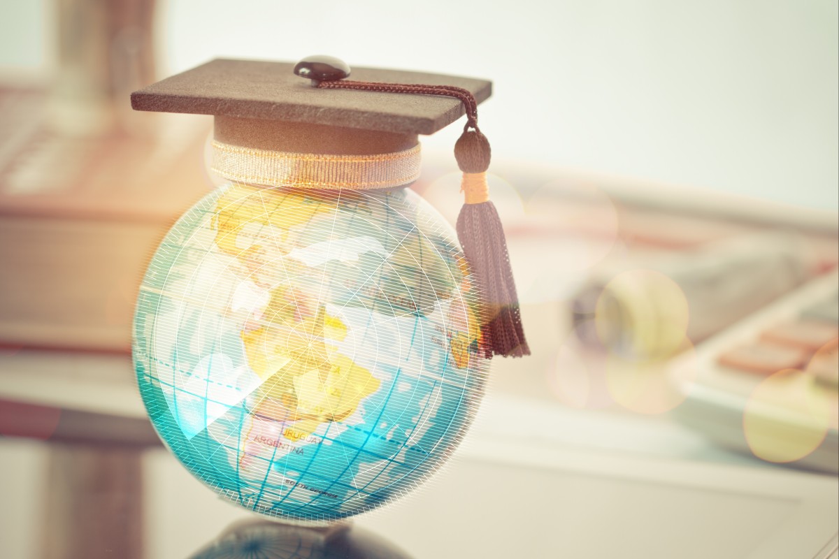 Do you want to study abroad? Where would you go? Photo: Shutterstock