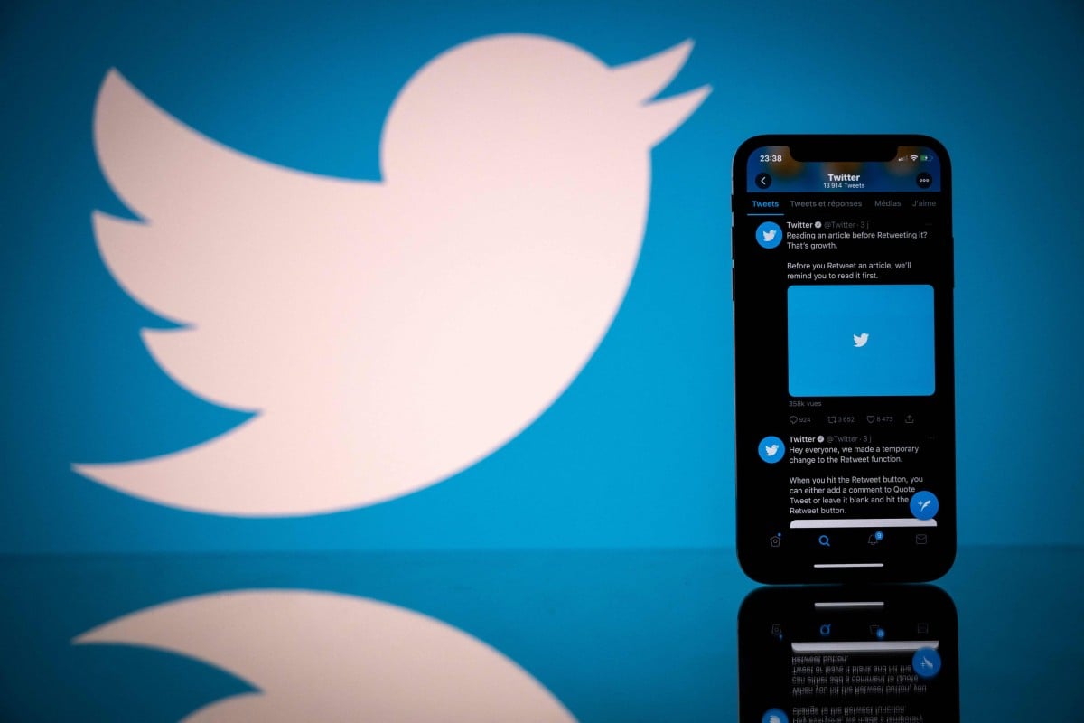 Twitter announced it will soon start testing an edit button on its monthly subscription service, Twitter Blue. Photo: AFP