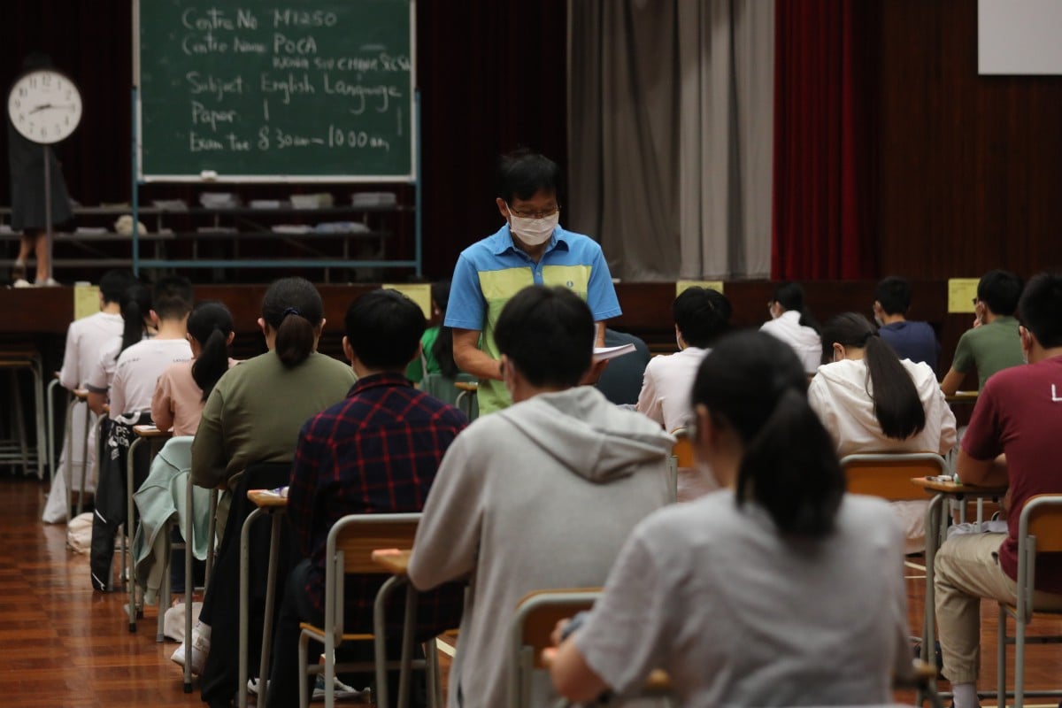Students sit for the Diploma of Secondary Education (DSE) English examination at Tsuen Wan Wong Siu Ching Secondary School in April 2022. Photo: Xiaomei Chen
