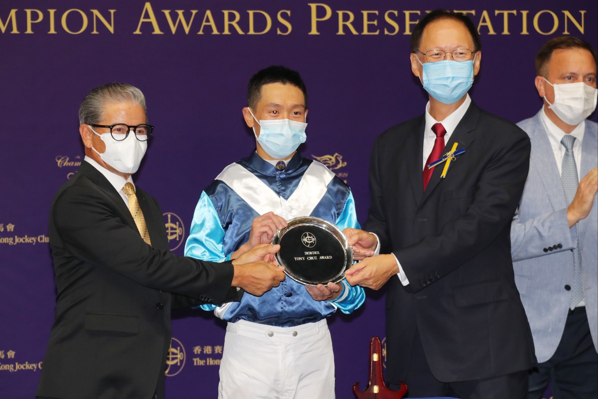 Vincent Ho picks up the Tony Cruz Award for leading local jockey last season. Photo: Kenneth Chan