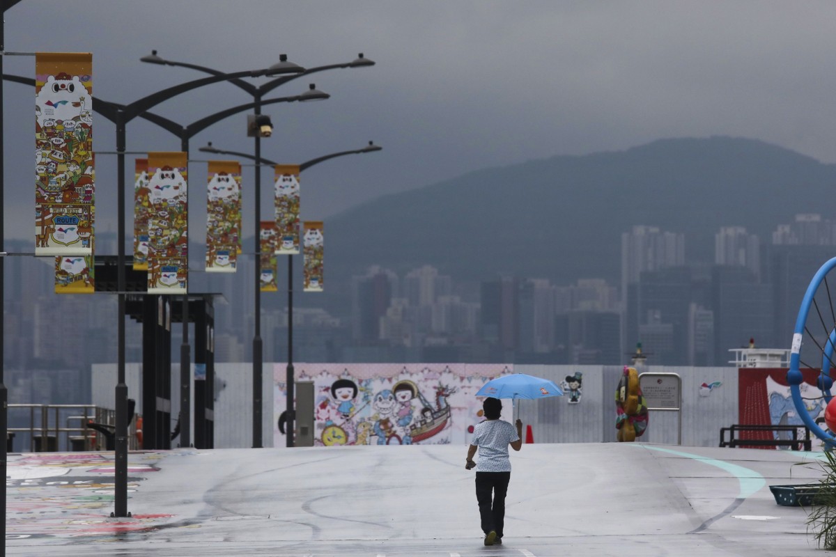 Hong Kong is expecting stormy weather over the weekend. Photo: Xiaomei Chen