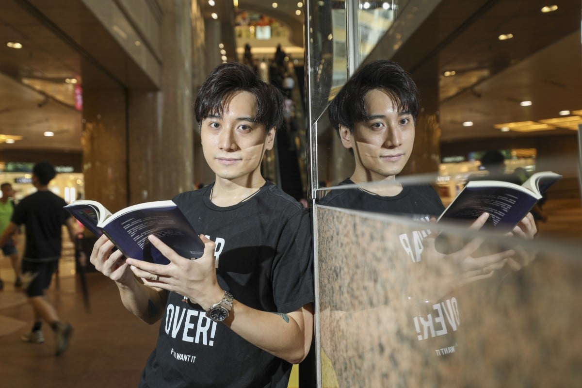Hong Kong author Leung Man-fung, known as Bluegodzi, says reading and writing during his student days was “monotonous”, but years after leaving school, he found his inspiration in a fantasy novel. Photo: Xiaomei Chen