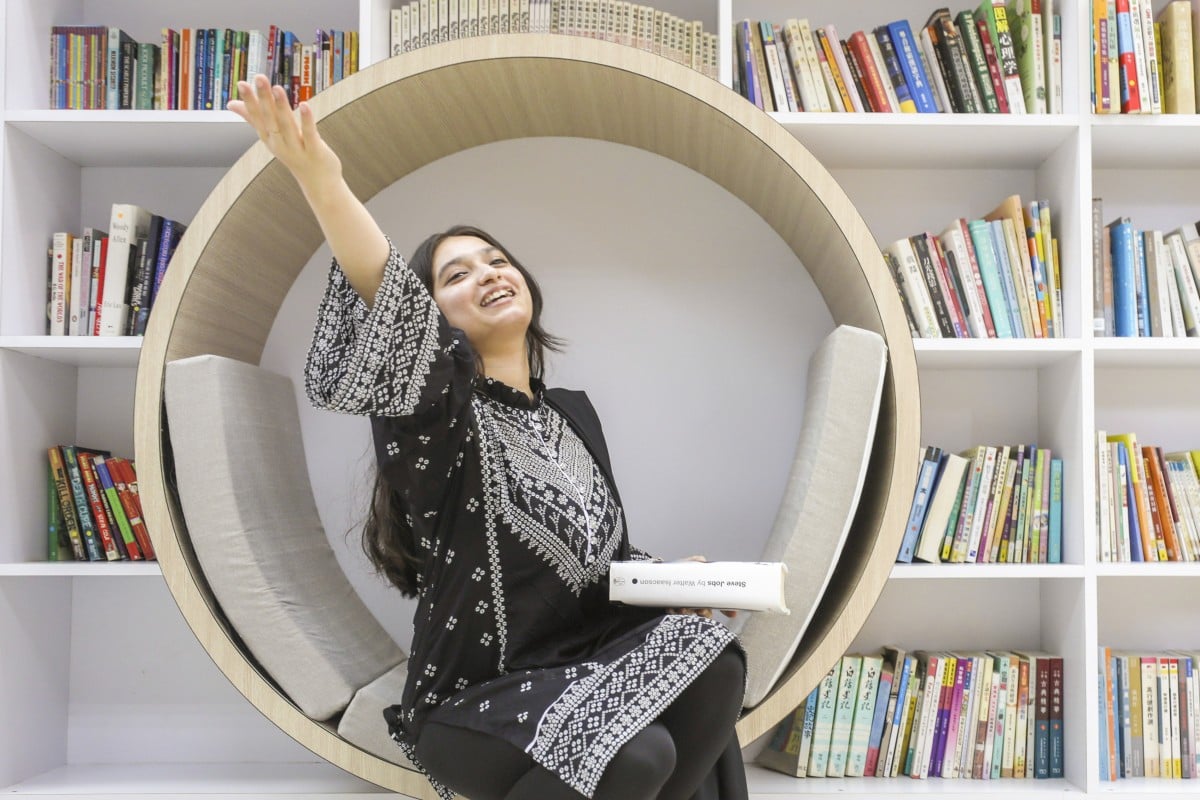 Janita Farooq, 17, of HKTA The Yuen Yuen Institute No.3 Secondary School, who has earned a place at HKU’s business school through a direct entry scheme. Photo: Xiaomei Chen