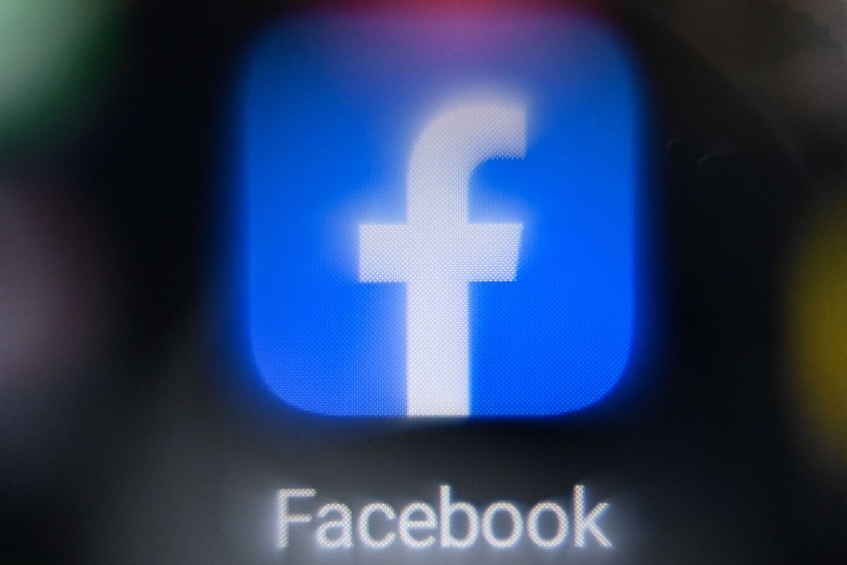 American teens have quit Facebook, preferring to spend time on YouTube and TikTok. Photo: AFP