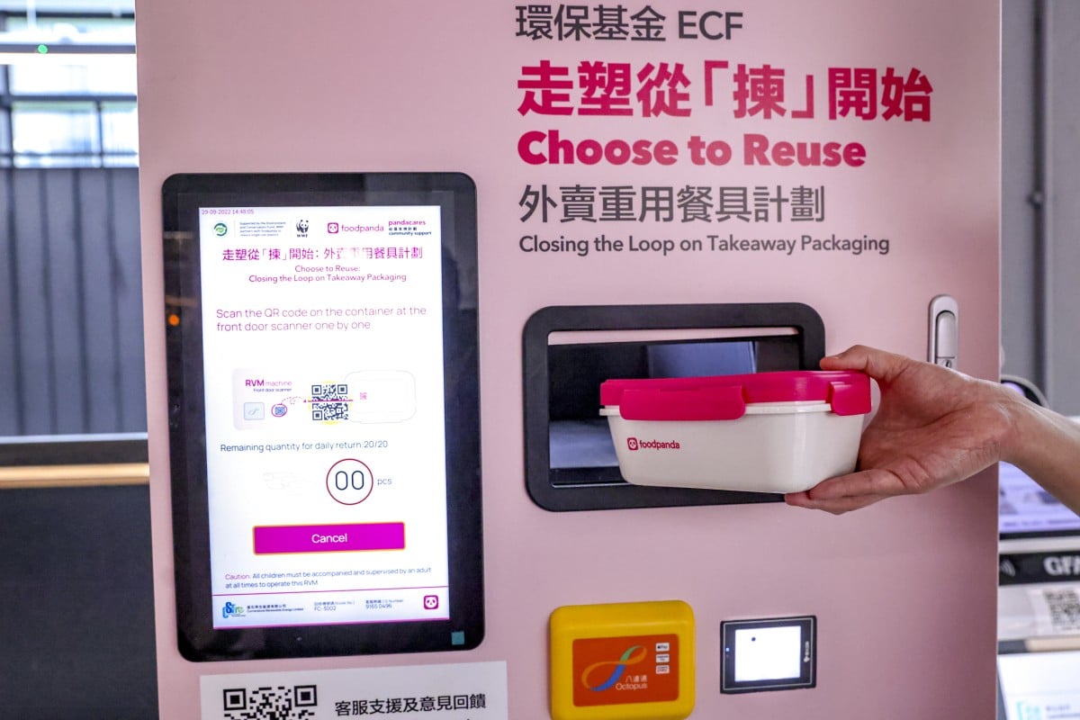 Starting from Monday, Foodpanda will offer customers the option of having their meals delivered in reusable containers, which they can return at certain collection points. Photo: KY Cheng