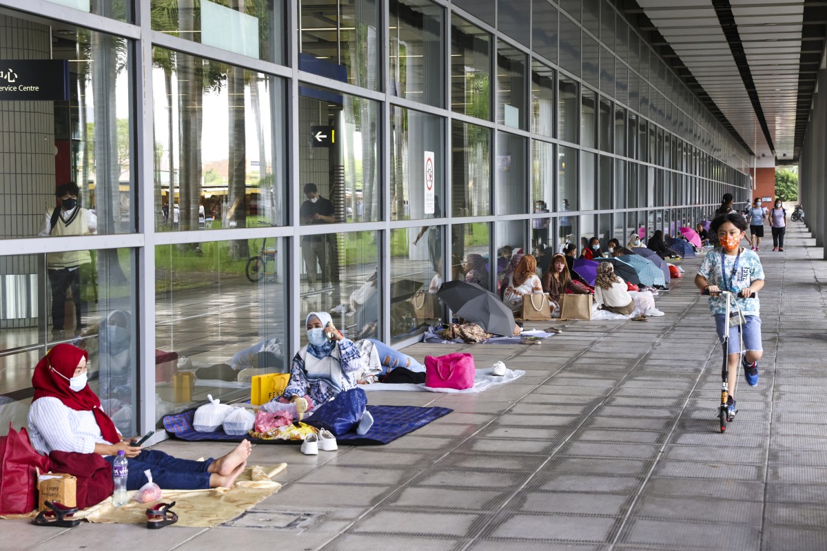The monthly wage of foreign domestic helpers in Hong Kong has been increased by HK$100, from HK$4,630 to HK$4,730. Photo: K.Y. Cheng