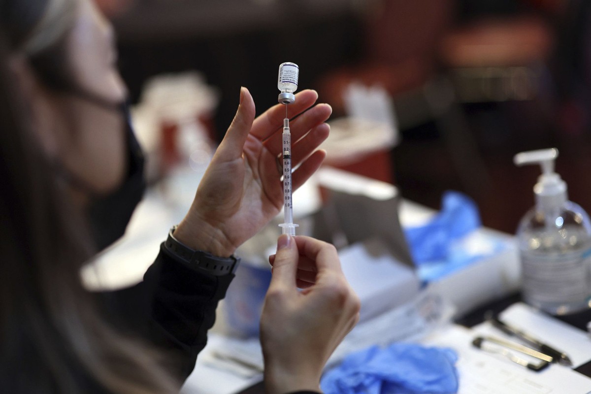Could the future of the Covid-19 vaccine be a nasal spray? Not quite yet. Photo: TNS