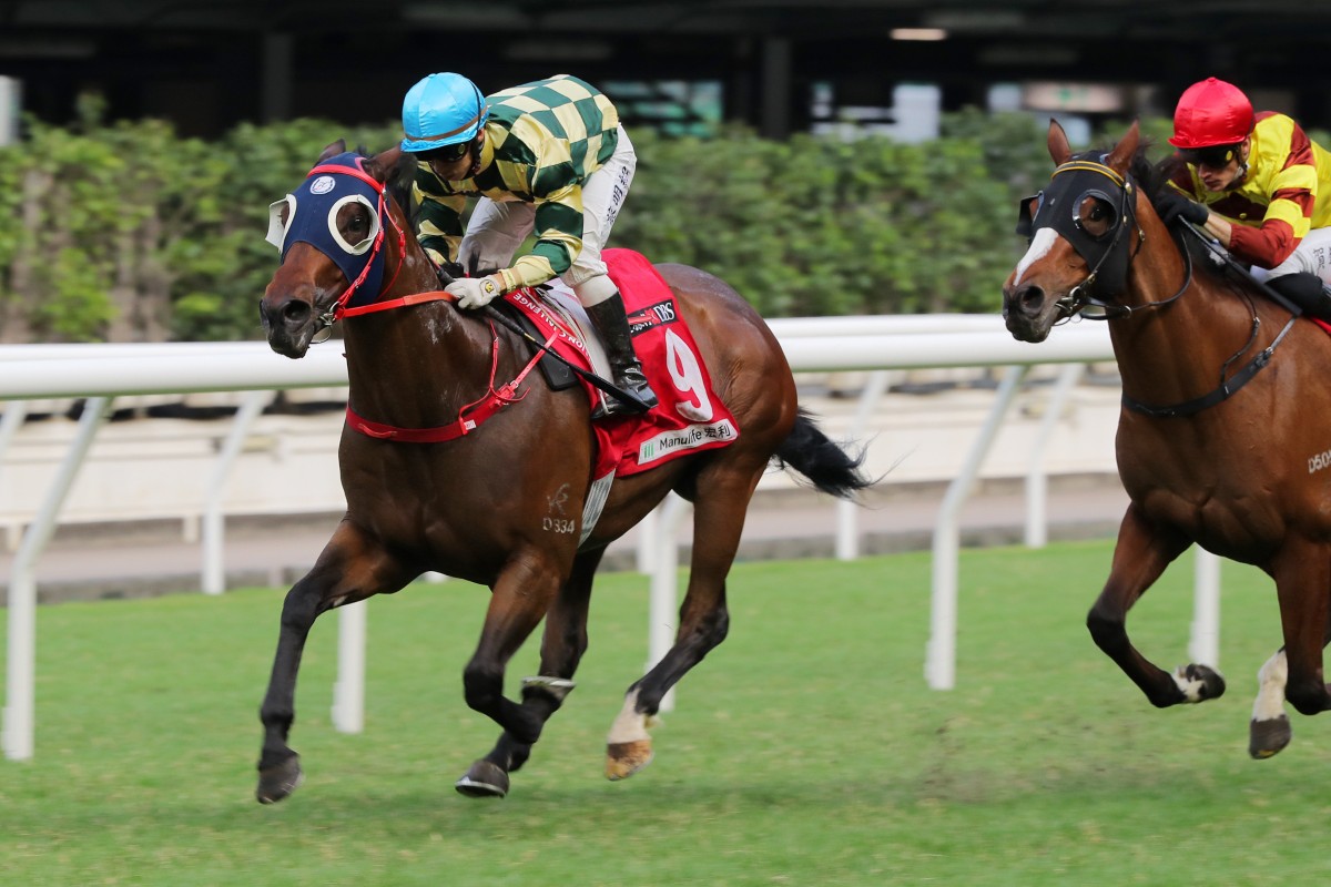 Rewarding Together salutes under Matthew Chadwick at Happy Valley on Sunday. Photo: Kenneth Chan