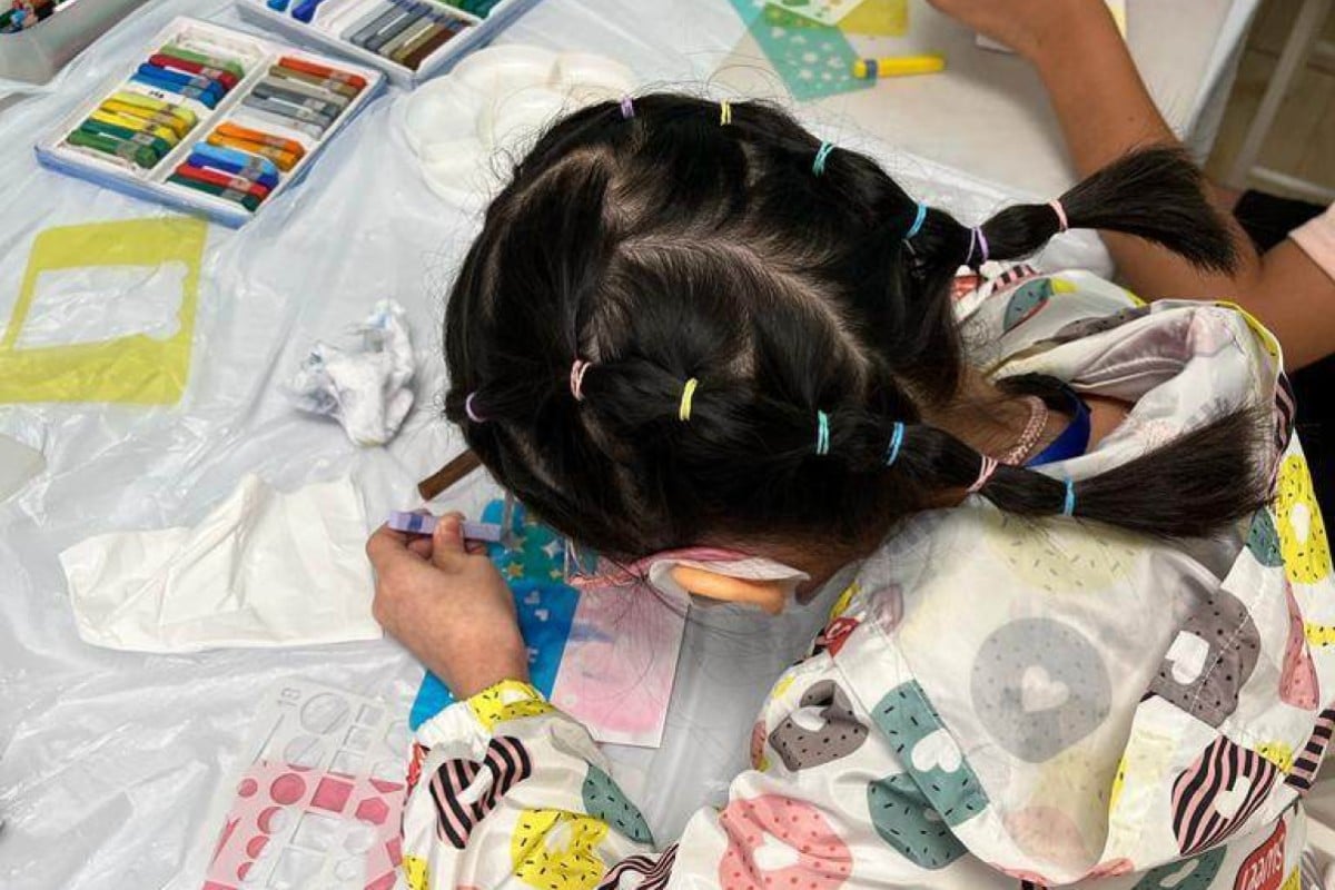 As of September, Hong Kong had 874 children in foster homes, but many are still awaiting foster care service. Photo: Hong Kong Family Welfare Society