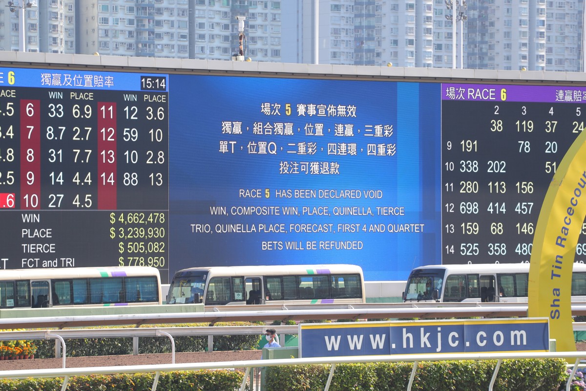 Jockey Club stewards abandon the Class Four Holly Handicap (1,650m) at Sha Tin on Saturday after Fast Pace dislodges Hugh Bowman. Photo: Kenneth Chan