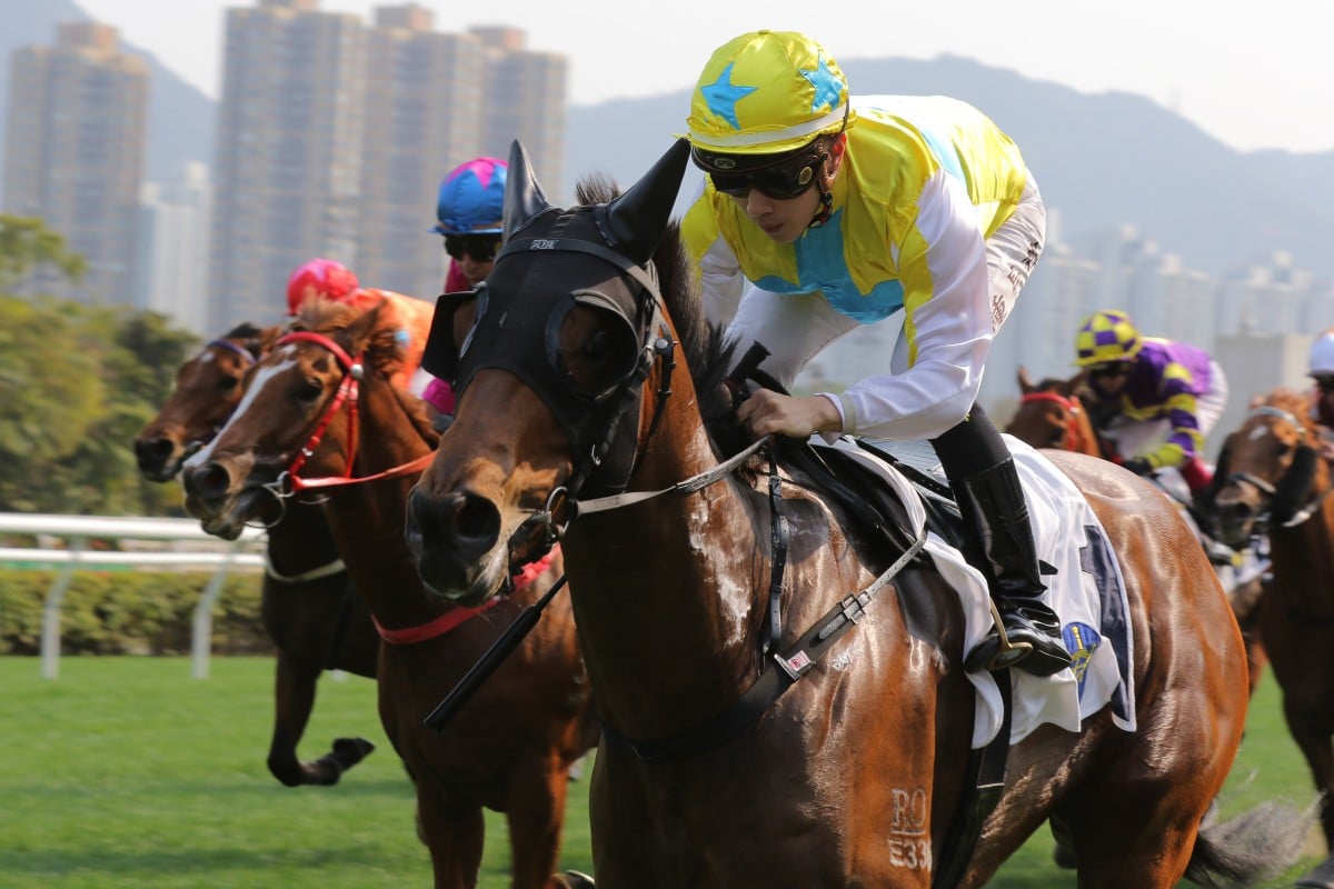 Cheval Valiant smashes the clock under Angus Chung at Sha Tin on March 11. Photo: Kenneth Chan