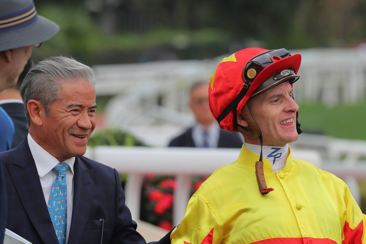 Trainer Tony Cruz and jockey Zac Purton celebrate California Spangle’s Chairman’s Trophy victory. Photos: Kenneth Chan