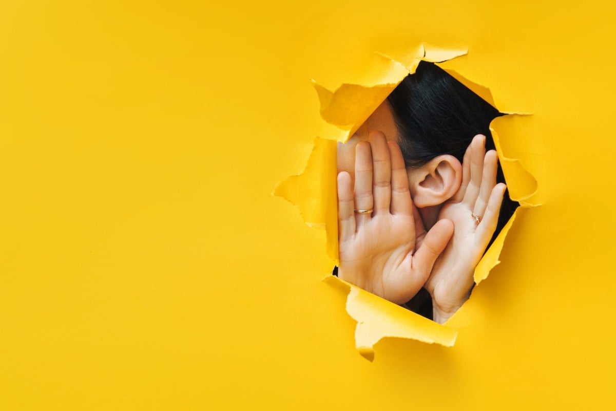 Check out these tips for the English Listening DSE! Photo: Shutterstock