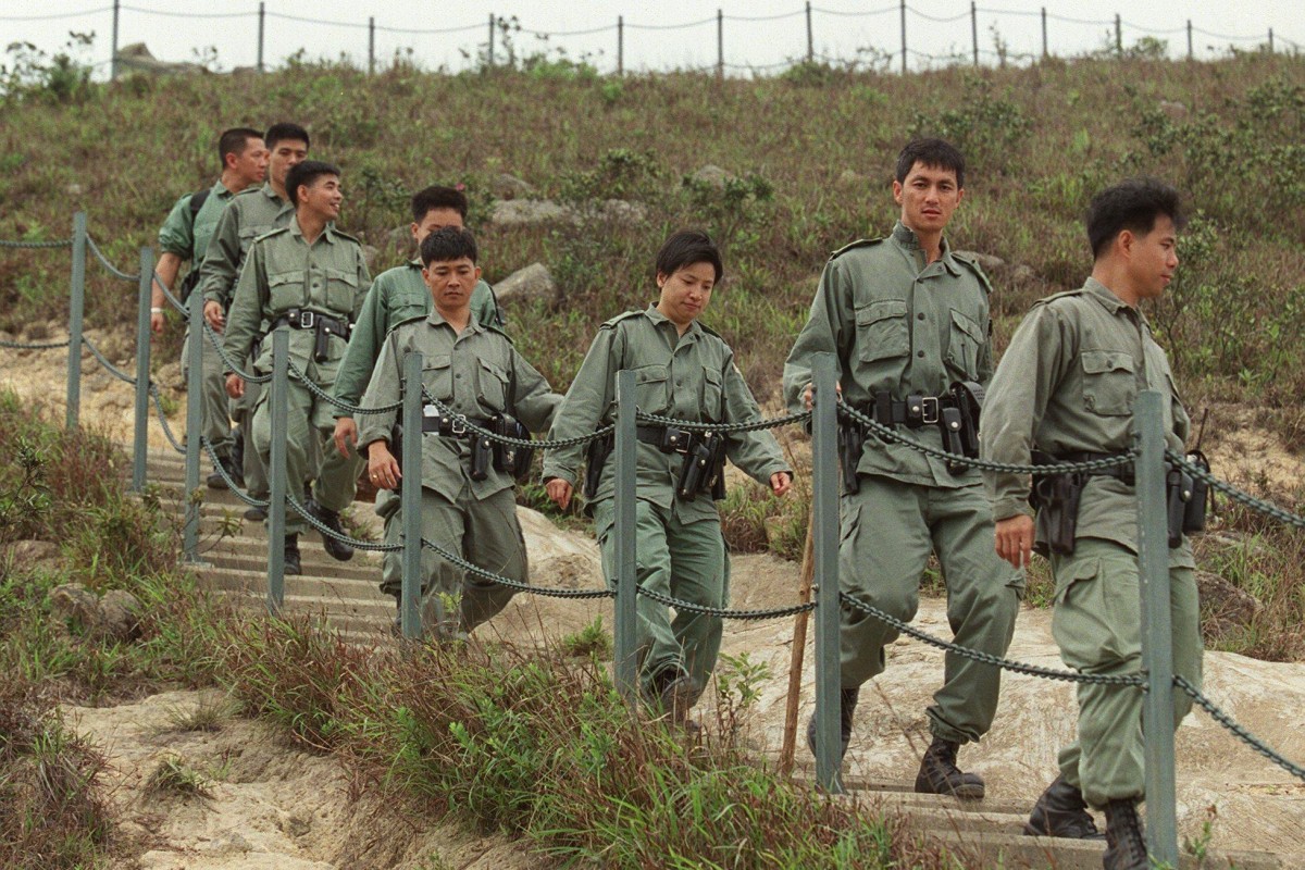 Police take part in the search for a missing British tourist on Lantau Island on April 26, 2002. Photo: Dickson Lee